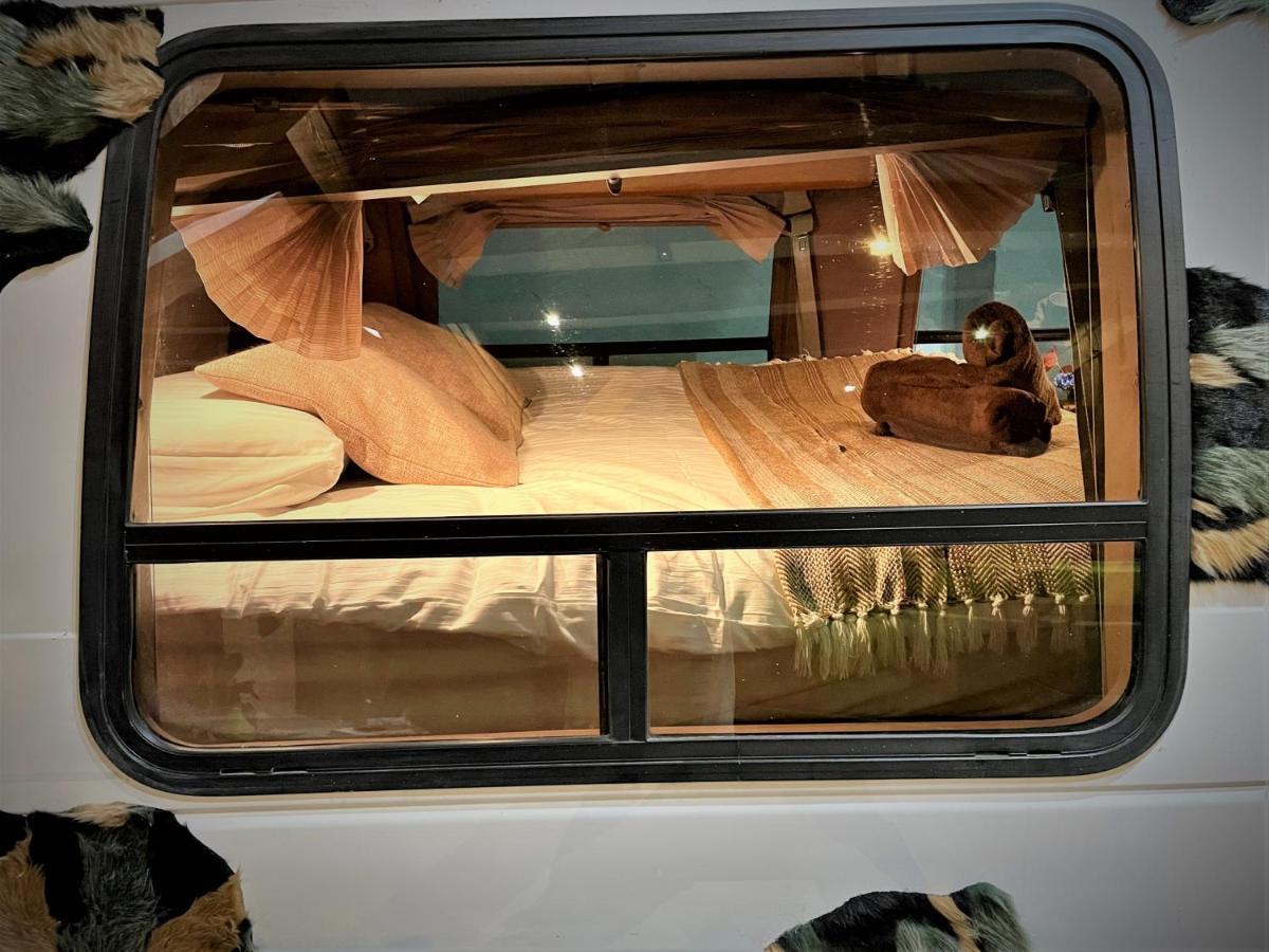 Urban Van Glamping ريغا المظهر الخارجي الصورة