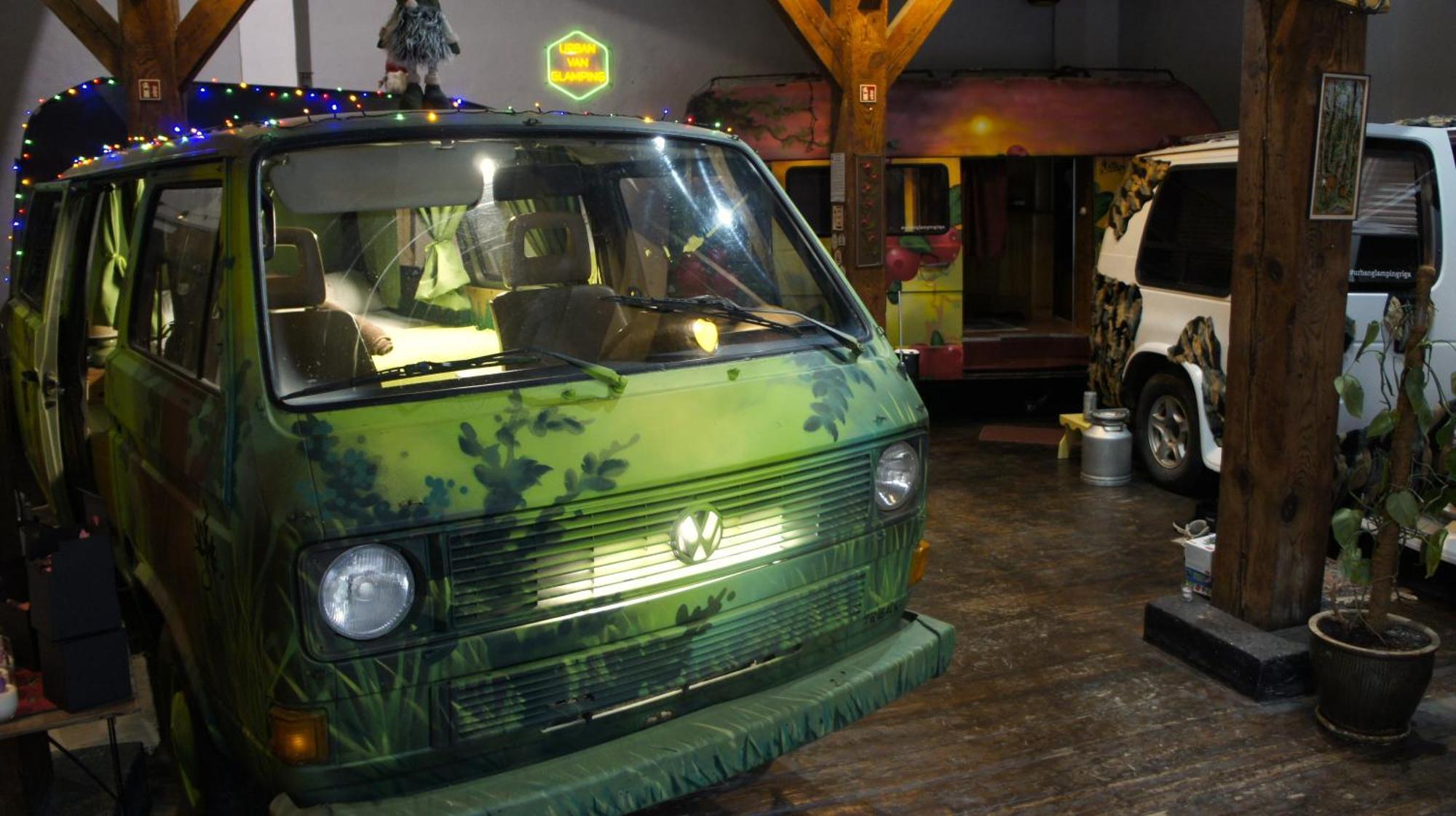 Urban Van Glamping ريغا المظهر الخارجي الصورة