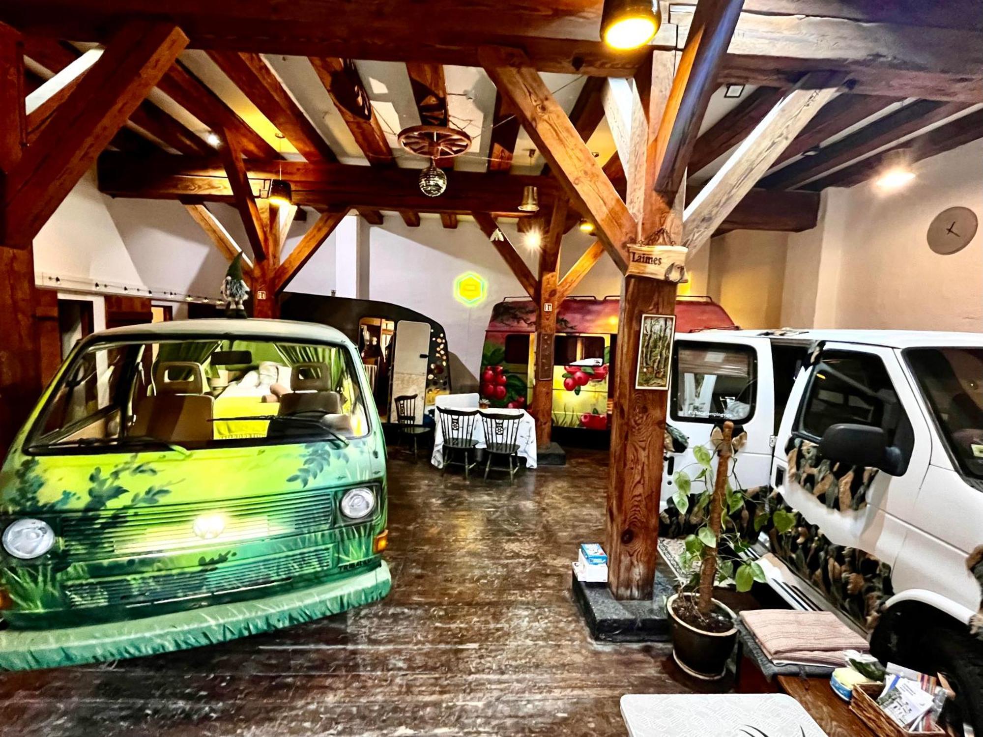 Urban Van Glamping ريغا المظهر الخارجي الصورة