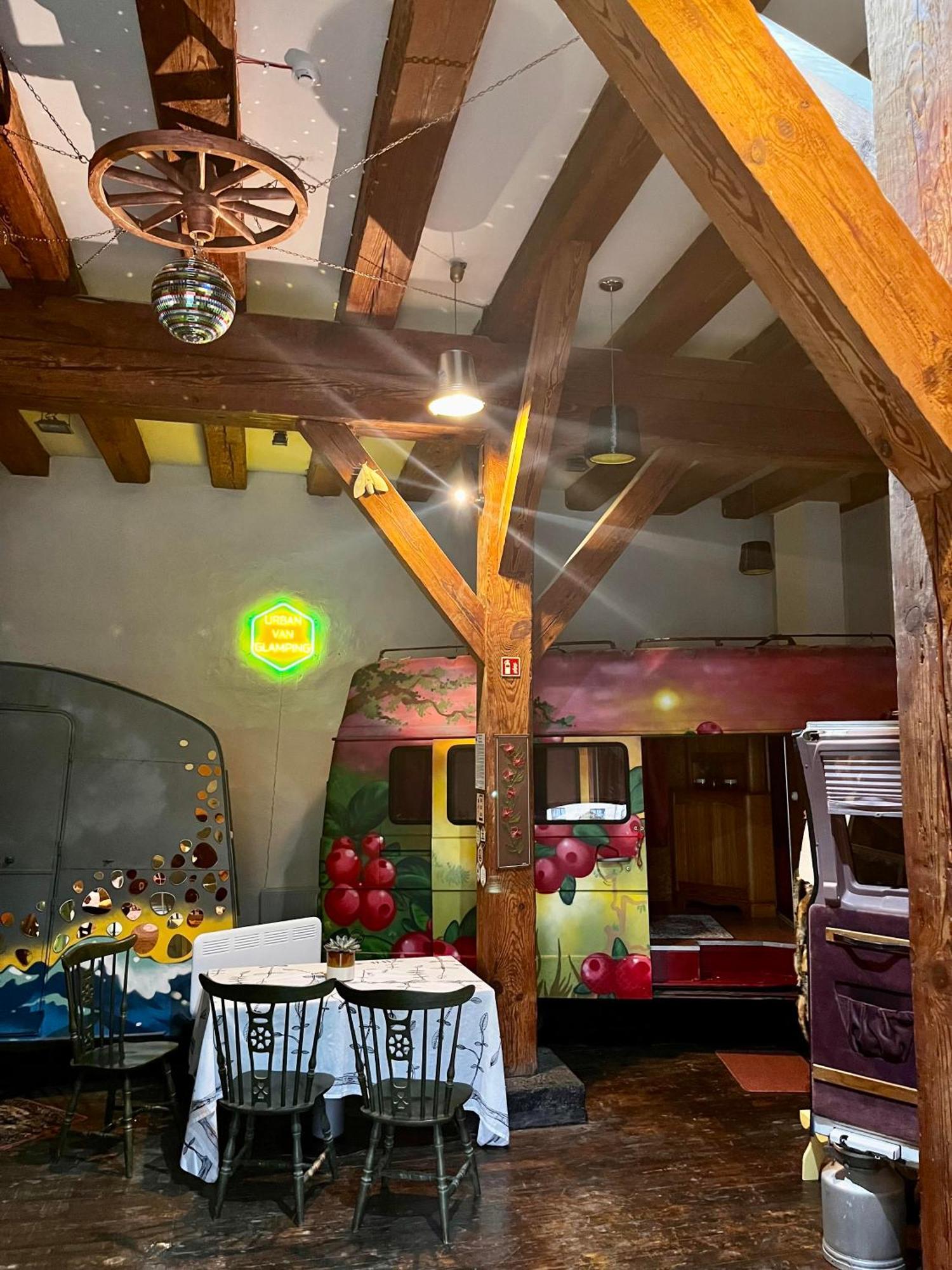 Urban Van Glamping ريغا المظهر الخارجي الصورة