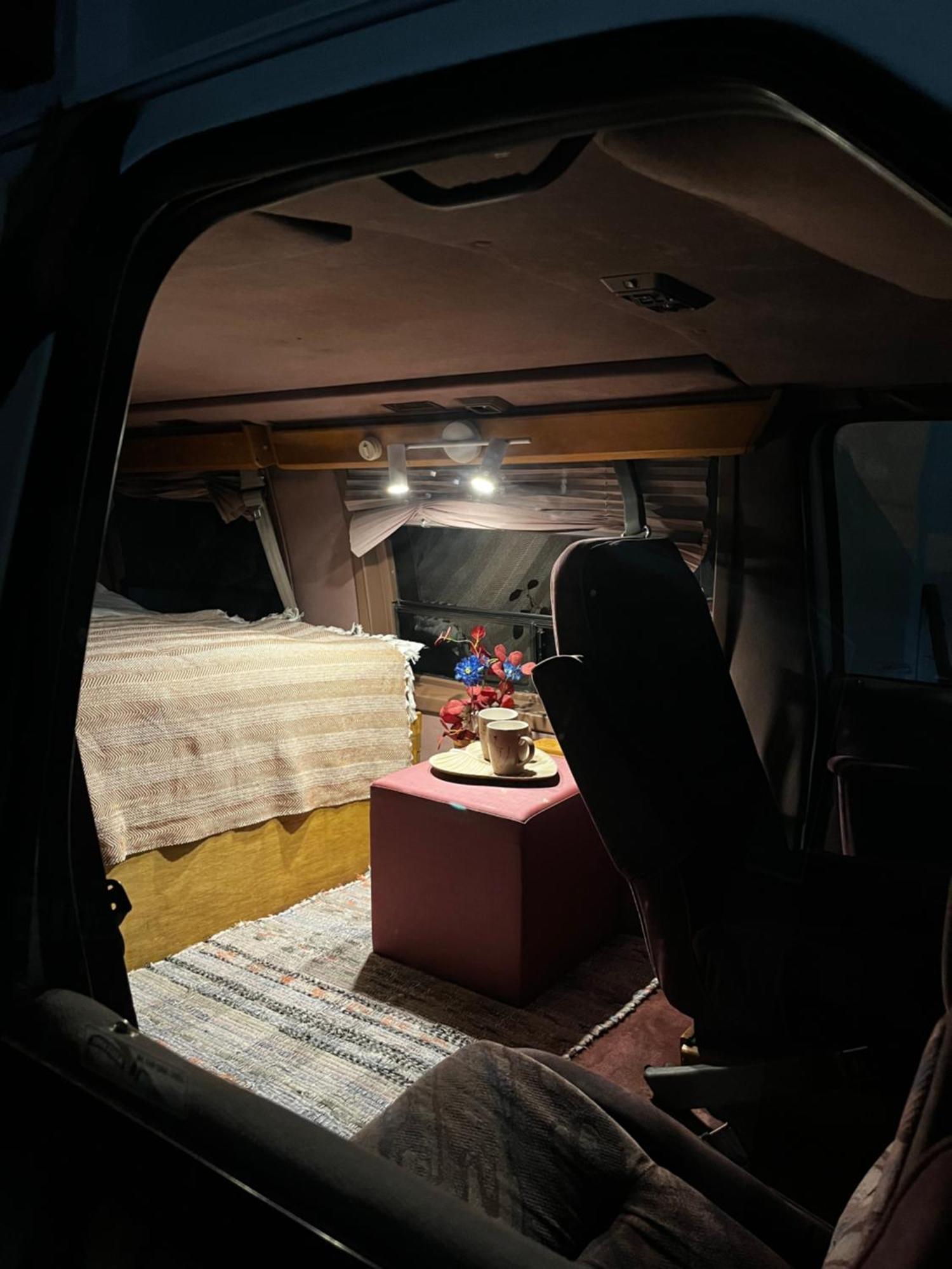 Urban Van Glamping ريغا المظهر الخارجي الصورة