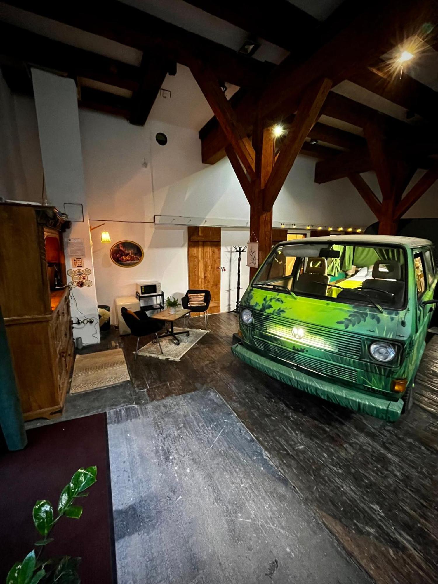 Urban Van Glamping ريغا المظهر الخارجي الصورة