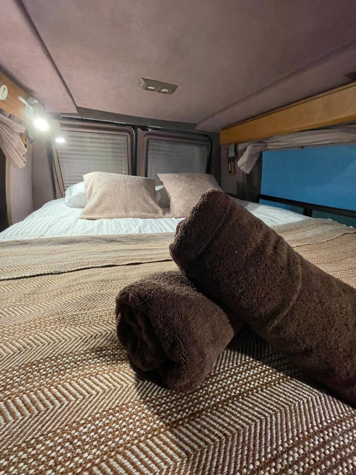 Urban Van Glamping ريغا المظهر الخارجي الصورة