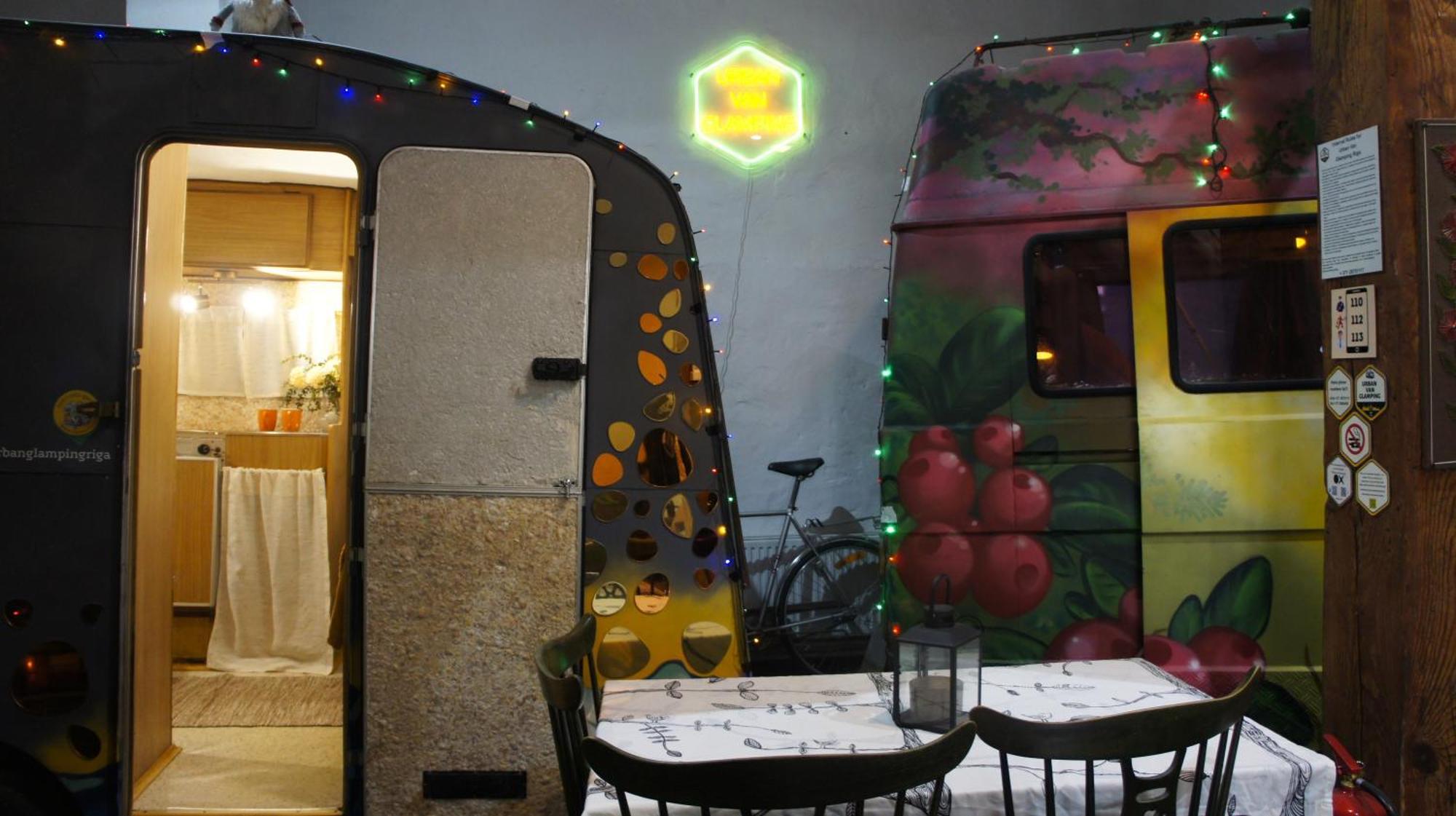 Urban Van Glamping ريغا المظهر الخارجي الصورة